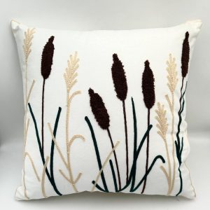 Funda de cojin bordado diseño hojas